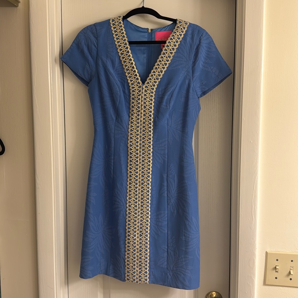 Lily Pulitzer Blue and gold dress!